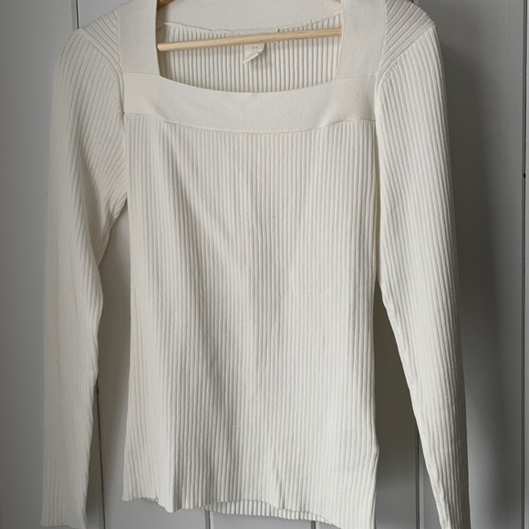 White long sleeve sweater - Picture 1 of 1